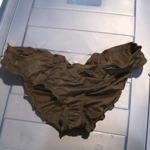 Victoria’s Secret scrunch bikini bottoms